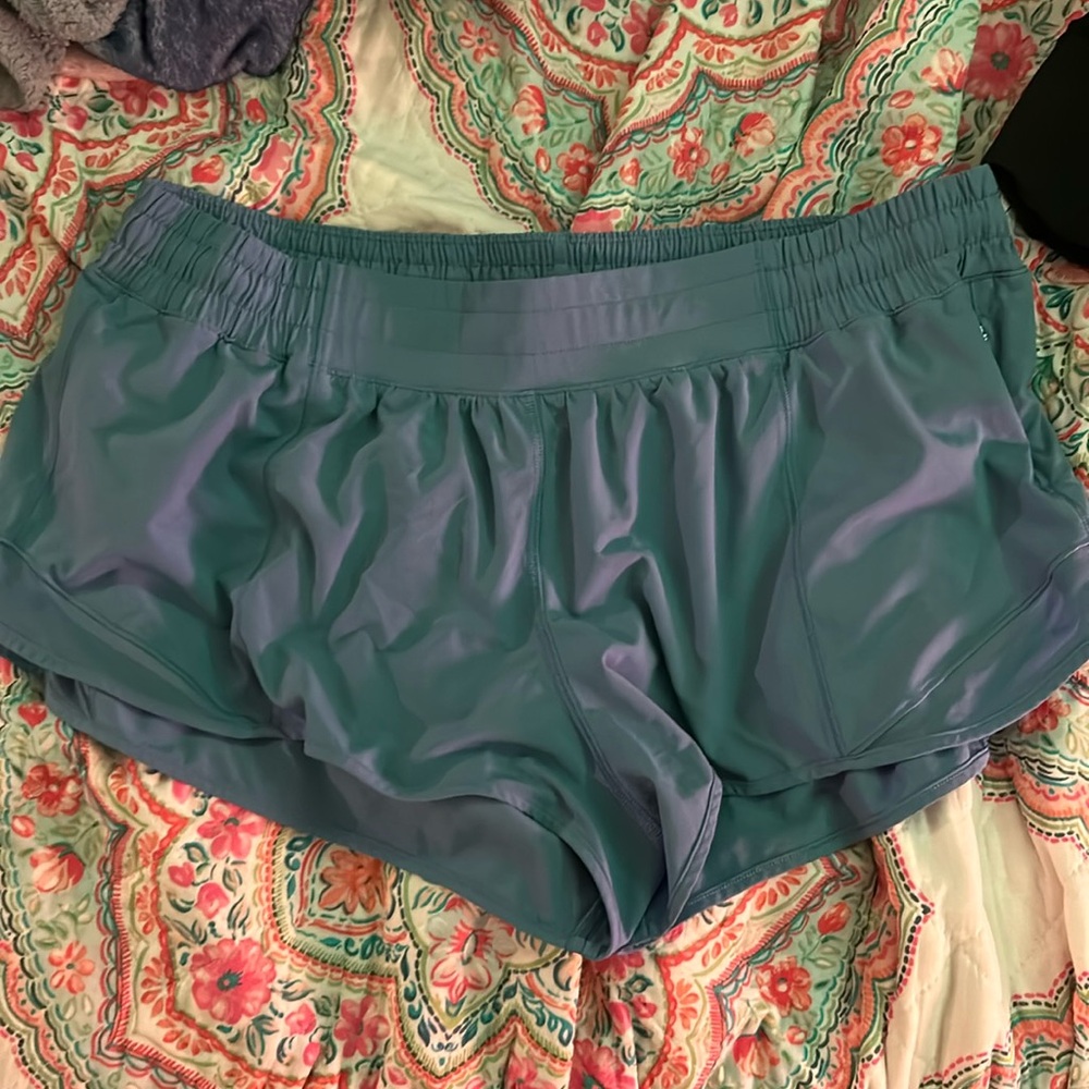LULULEMON NWOT hotty hotlow rise size 14 wild indigo